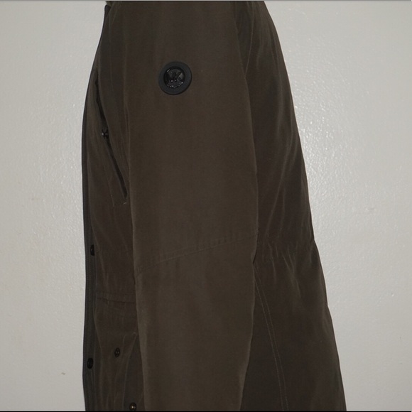 Very Warm Michael Kors Coat - Picture 5 of 5